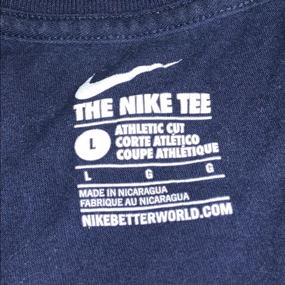 Nike tee shirt - Picture 2 of 2